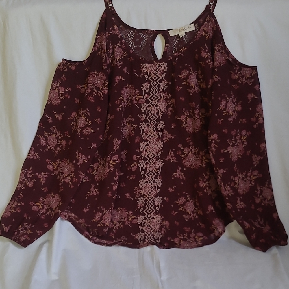 Rewind Off-the-Shoulder Blouse
